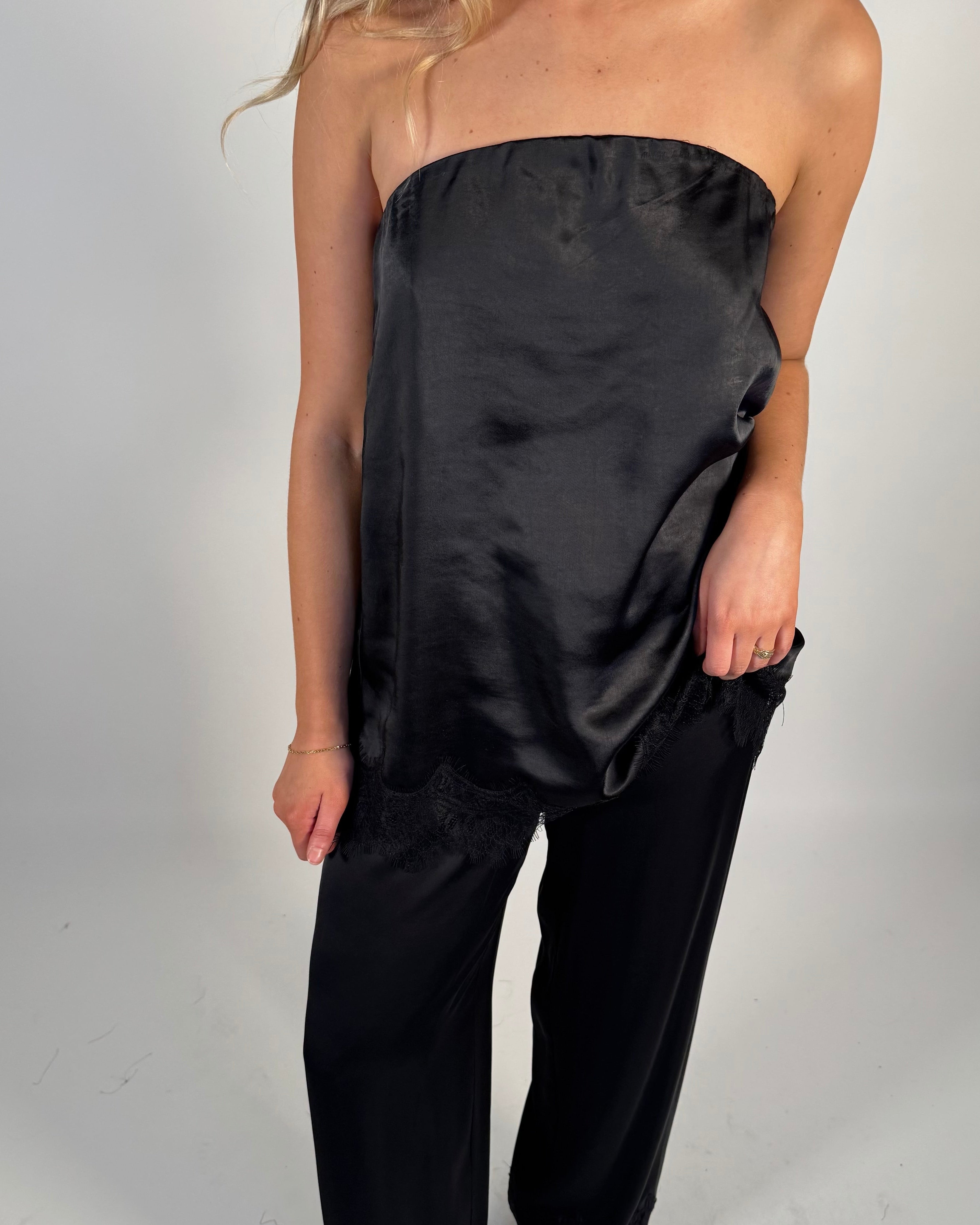 VIYTTA Trousers - Black Beauty